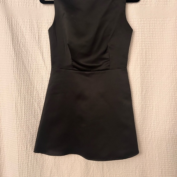 Reformation Dresses & Skirts - Reformation Zenni Dress